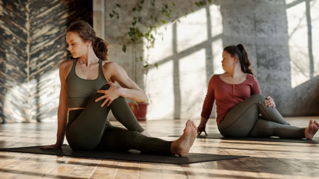 yoga stretching studio groupe